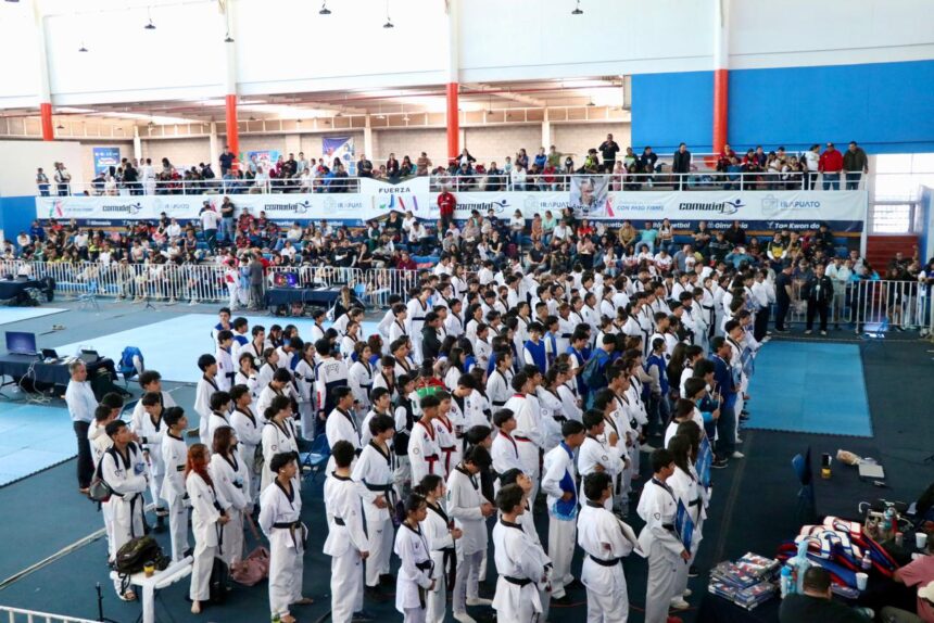 Torneo Estatal TAEKWONDO (2) Irapuato albergó el Torneo Estatal de Taekwondo