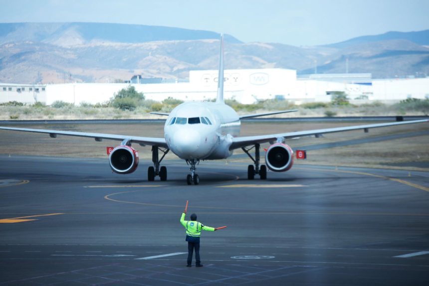 Vuela del Aeropuerto BJX a Vancouver por Flair Airlines